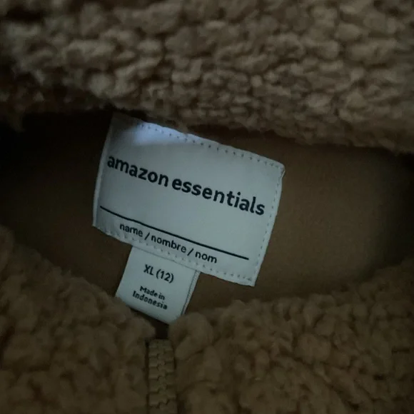Amazon Essentials Kids Tan Fleece Jacket - Picture 3 of 3